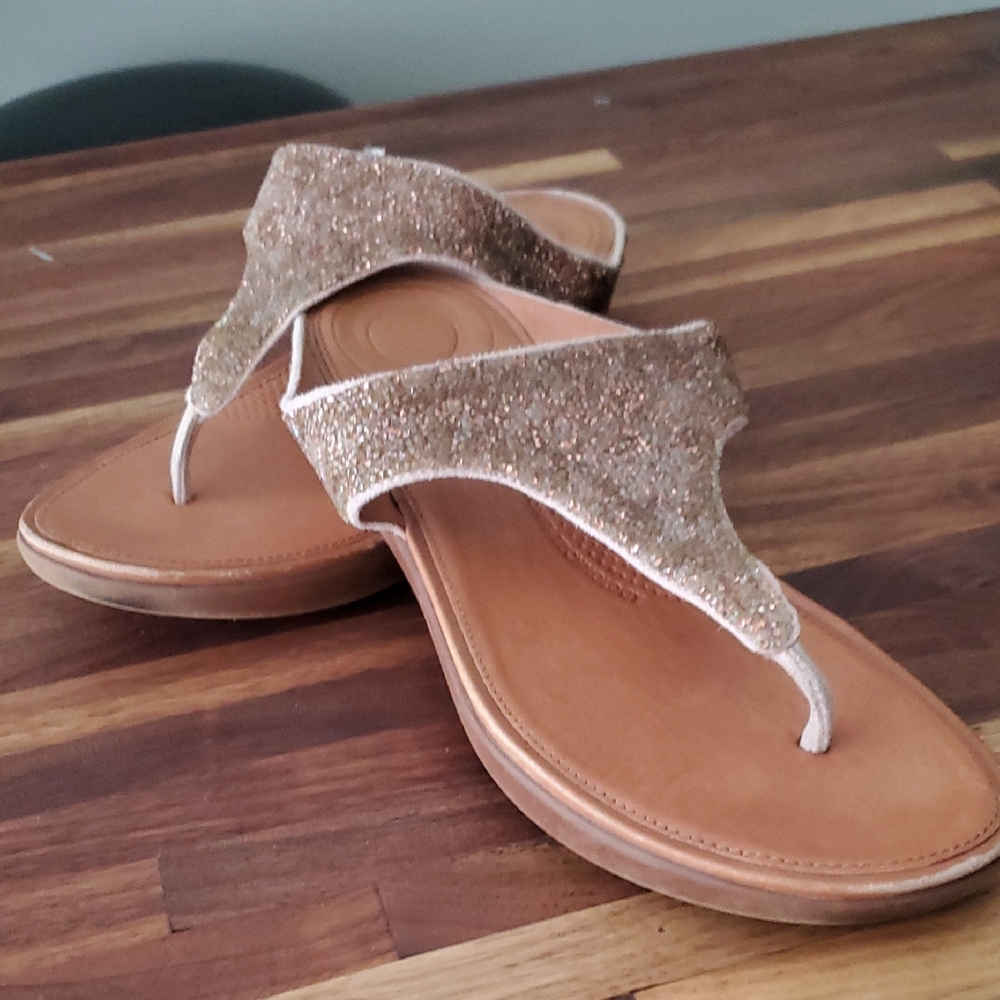 Fitflop Gold Tan Sandals with Cushioned Footbed